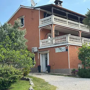 https://apartment-peloza-1.in-istria.net